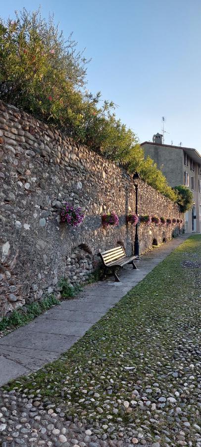 Antica Dimora Appartement San Felice del Benaco Buitenkant foto